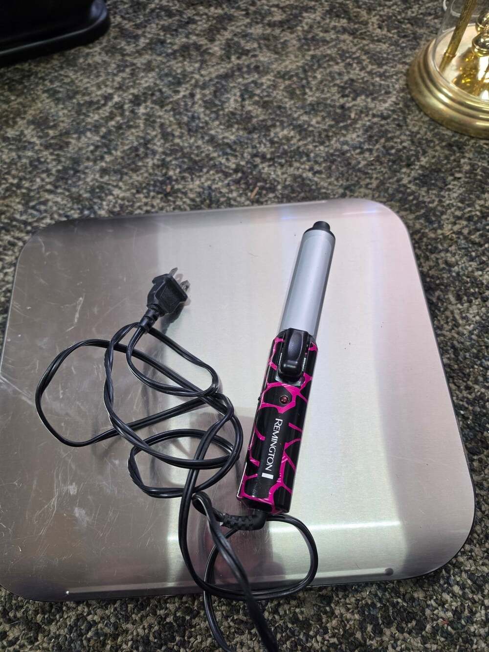 Remington Curling Wand Pink Black Animal Print